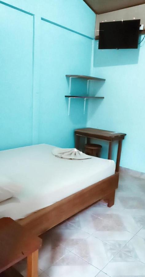 Cabinas Popular Puerto Viejo de Talamanca ภายนอก รูปภาพ